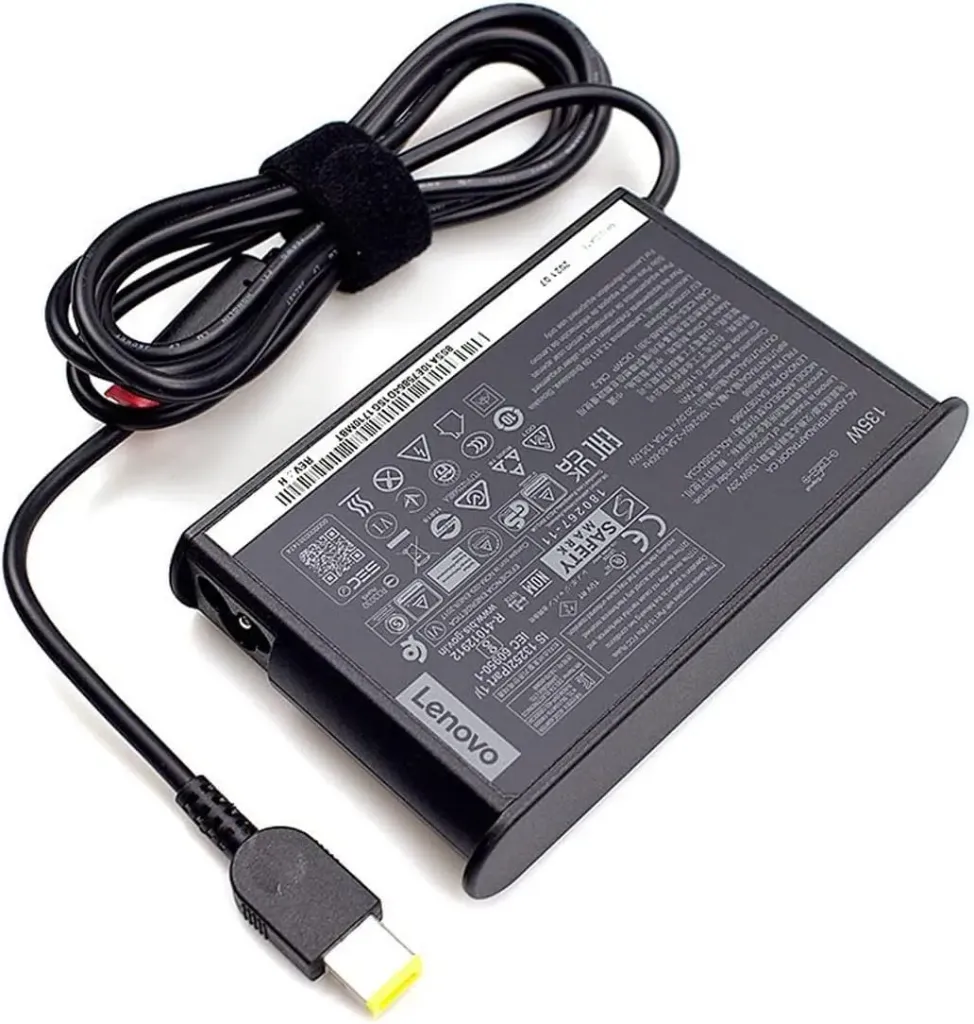ThinkPad 135W AC Adapter (Slim Tip) (4X20E50566)